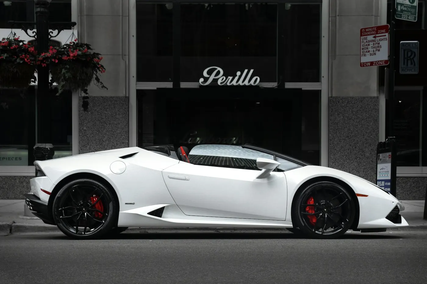 Lamborghini Huracán EVO Spyder for rent in Dubai